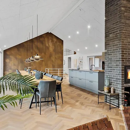 Σπίτι διακοπών Exclusive Pool And Activity House For 30 People -1002 *