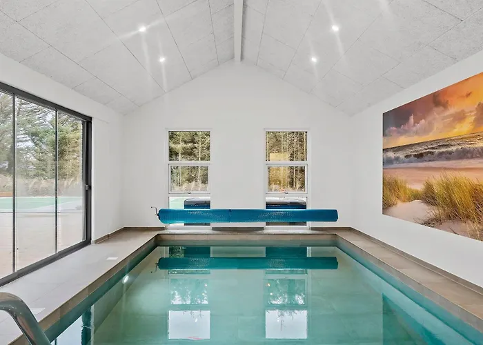 בית נופש Exclusive Pool And Activity House For 30 People -1002